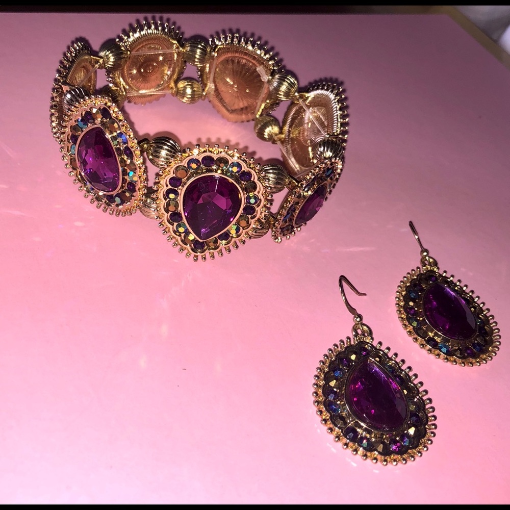 Colorful stone bracelet with matching earrings